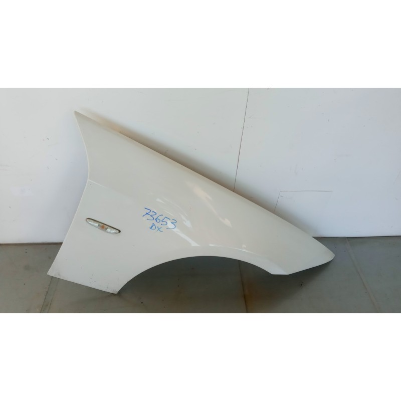BMW RIGHT FRONT MUDGUARD  BMW Serie 3 (E90-E91) 2008>2011 used