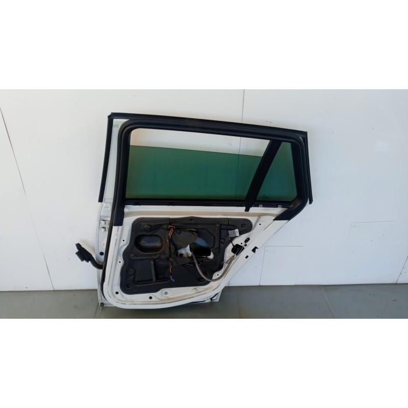 BMW RIGHT REAR DOOR  BMW Serie 3 (E90-E91) 2008>2011 used