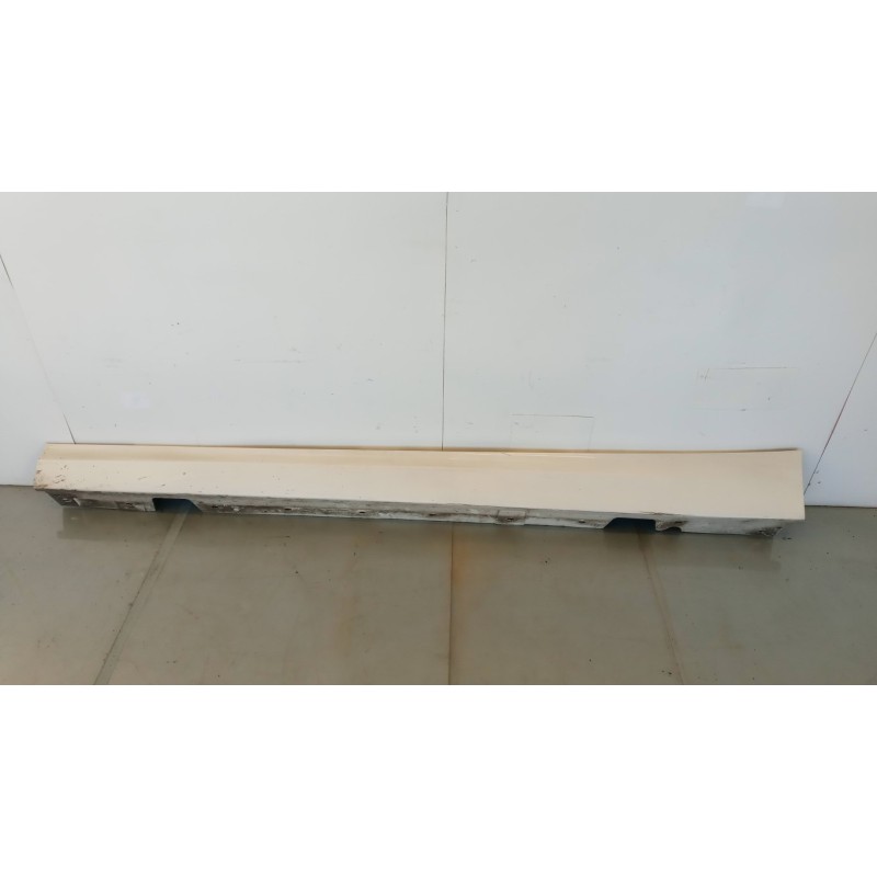 BMW MINIGONNA SINISTRA BMW Serie 3 (E90-E91) 2008>2011 usato