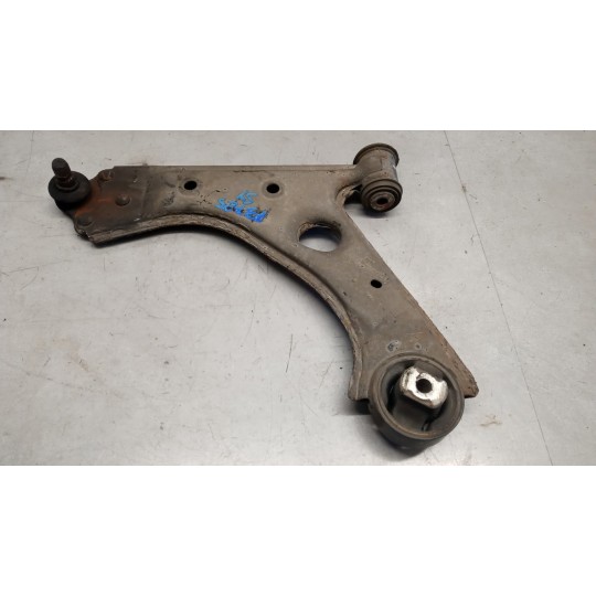 CONTROL ARM FRONT LOWER LEFT  FIAT F.Grande Punto 2005>2012 used