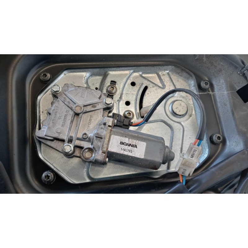SCANIA FRONT RIGHT POWERED WINDOWS  SCANIA Serie R 2005> used