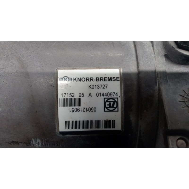 IVECO POMPA SERVOFRIZIONE IVECO Stralis 2007>2013 usato