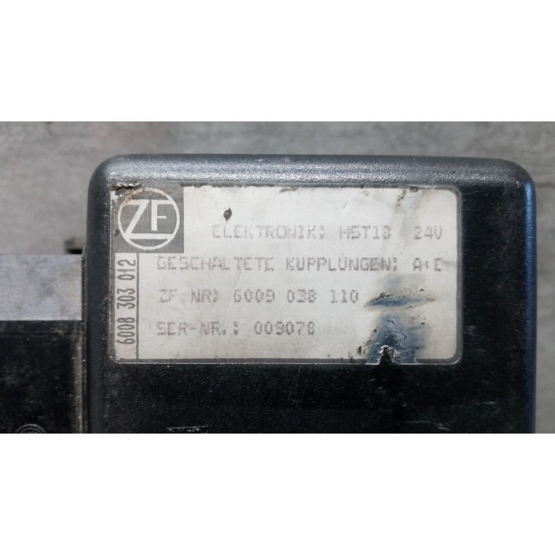 MERCEDES-BENZ truck CENTRALINE VARIE C MERCEDES-BENZ truck LK/LN2 84> usato