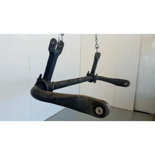 BARRA STABILIZZATRICE POSTERIORE MERCEDES-BENZ truck LK/LN2 84> usato