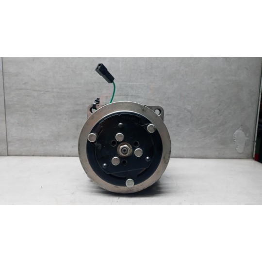 AIR CONDITIONER COMPRESSOR MERCEDES-BENZ truck LK/LN2 84> used