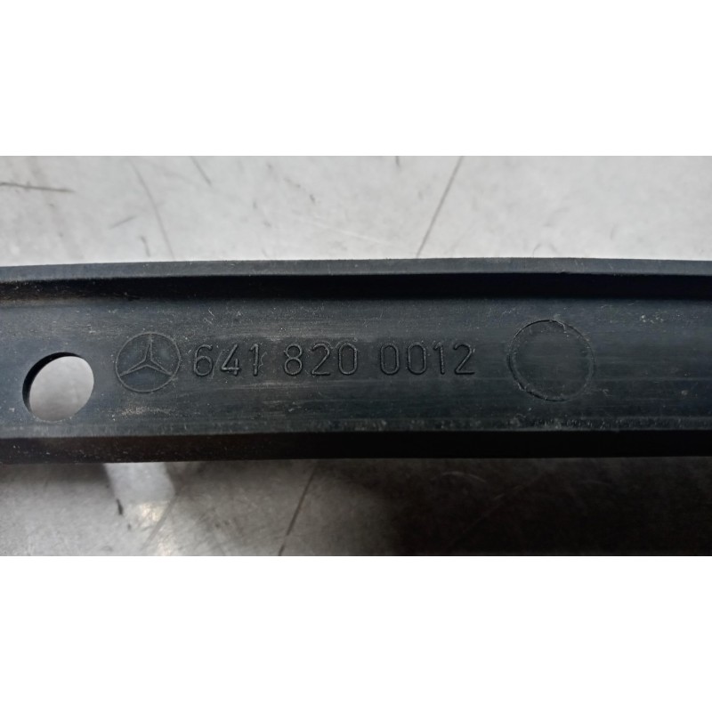 MERCEDES-BENZ truck PLASTICHE ESTERNE VARIE MERCEDES-BENZ truck LK/LN2 84> usato