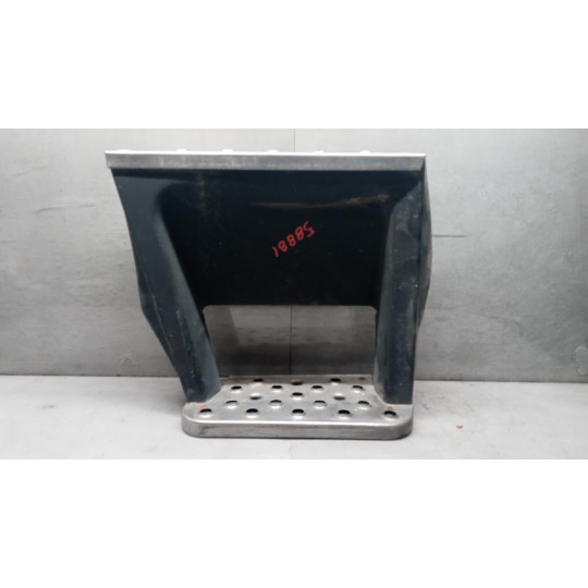 PEDANA SALITA A/DX IVECO 170NC usato