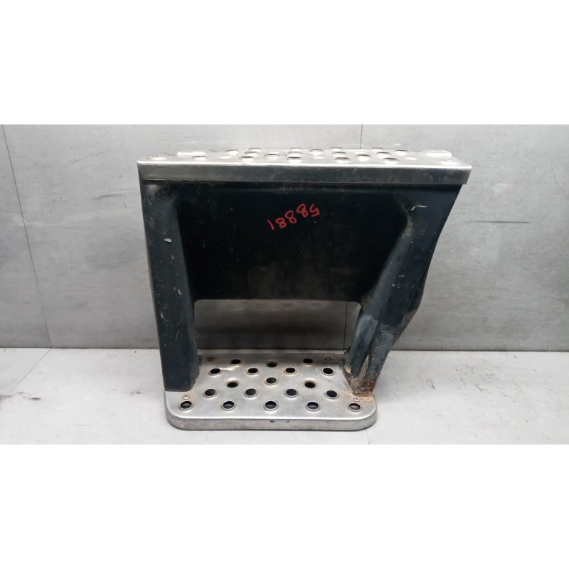 IVECO FOOT UP LEFT  IVECO 170NC used