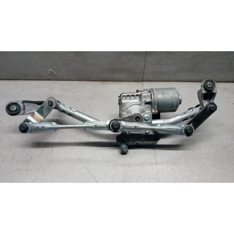 FORD windshield wiper motor FORD Fiesta 2017> used