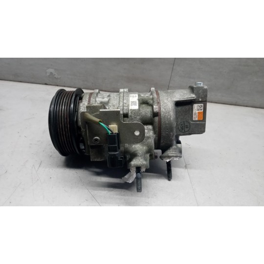 AIR CONDITIONER COMPRESSOR FORD Fiesta 2017> used