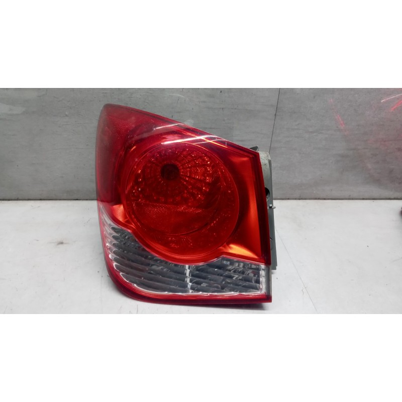 CHEVROLET FARO POSTERIORE ESTERNO SINISTRO CHEVROLET Cruze 2009> usato