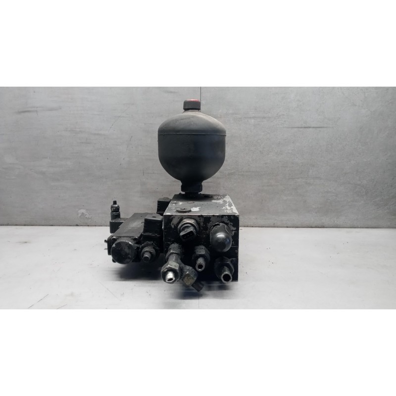 MERCEDES-BENZ truck VALVOLA IDROGUIDA MERCEDES-BENZ truck LK/LN2 84> usato