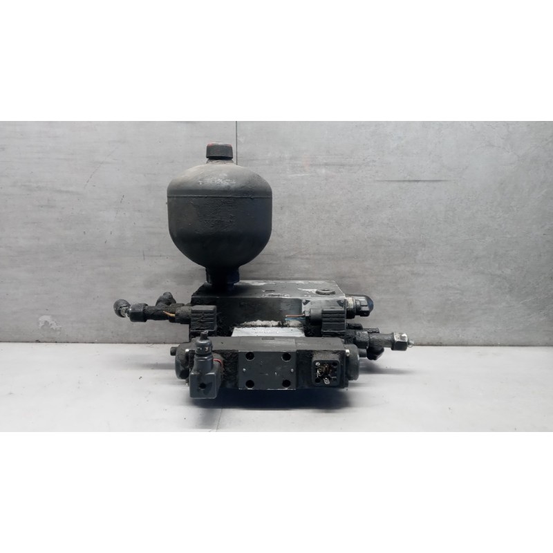 MERCEDES-BENZ truck VALVOLA IDROGUIDA MERCEDES-BENZ truck LK/LN2 84> usato