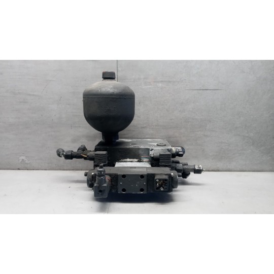 VALVOLA IDROGUIDA MERCEDES-BENZ truck LK/LN2 84> usato