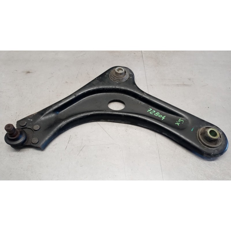 PEUGEOT BRACCIO OSCILLANTE ANTERIORE INFERIORE SINISTRO PEUGEOT 2008 2013>2016 usato