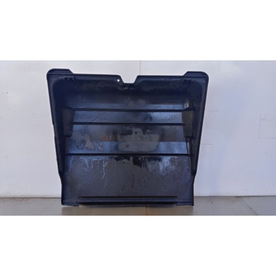 COPERCHIO PORTABATTERIA MERCEDES-BENZ truck LK/LN2 84> usato