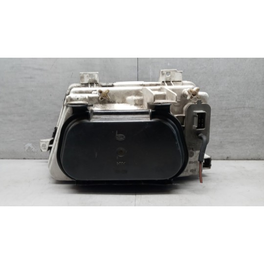 RIGHT HEADLIGHT MERCEDES-BENZ van Sprinter 1995>2001 used