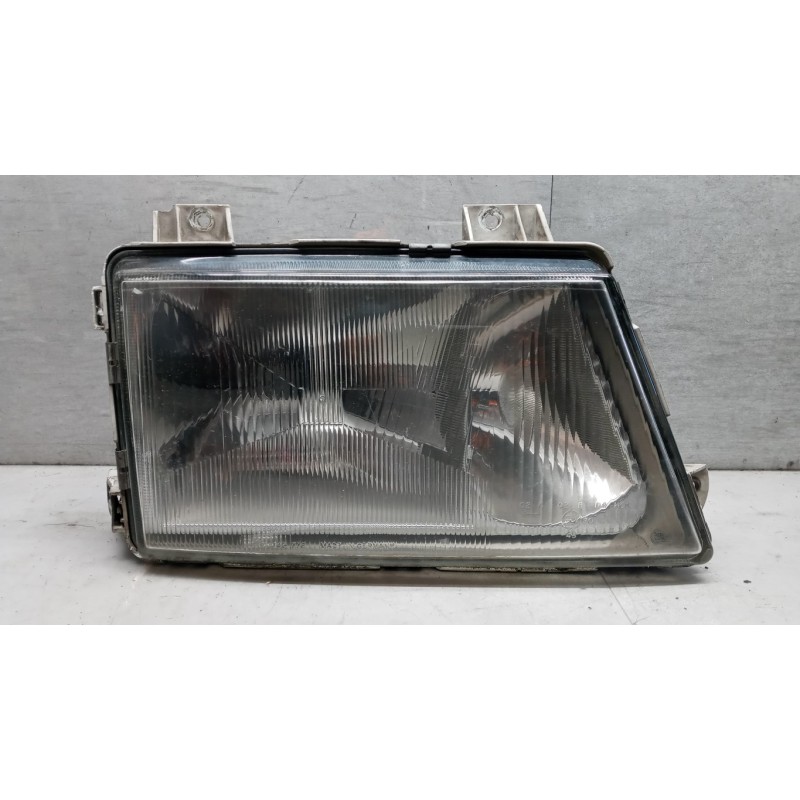 MERCEDES-BENZ van FARO ANTERIORE DESTRO MERCEDES-BENZ van Sprinter 1995>2001 usato