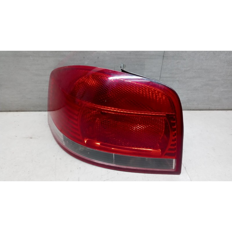 AUDI FARO POSTERIORE ESTERNO SINISTRO AUDI A3 2003>2005 usato