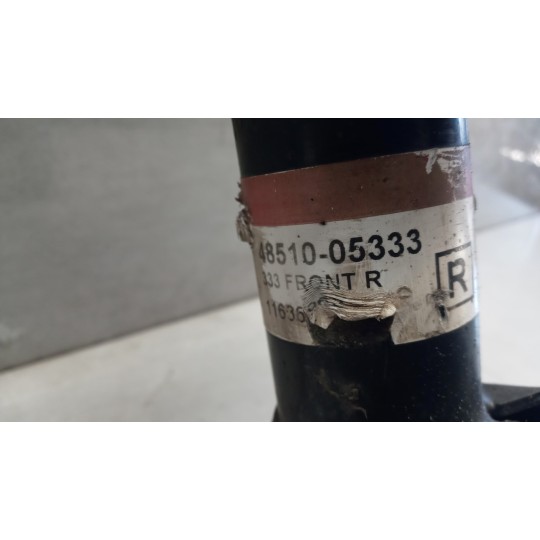 AMMORTIZZATORE ANTERIORE DESTRO TOYOTA Avensis 2009> usato