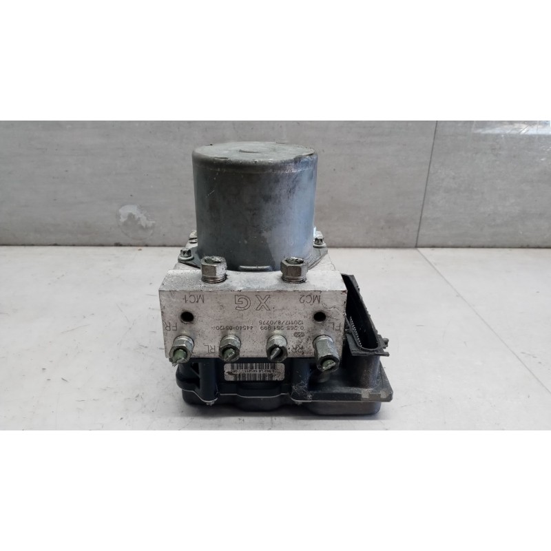 TOYOTA ABS SYSTEM TOYOTA Avensis 2009> used