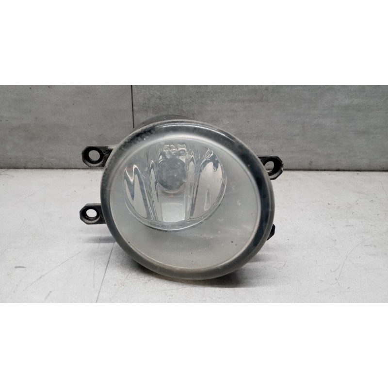 TOYOTA RIGHT FOG LIGHT LAMP TOYOTA Avensis 2009> used