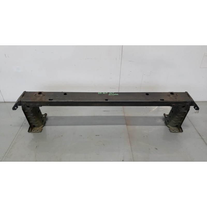 TOYOTA TRAVERSA ANTERIORE PARAURTO TOYOTA Avensis 2009> usato