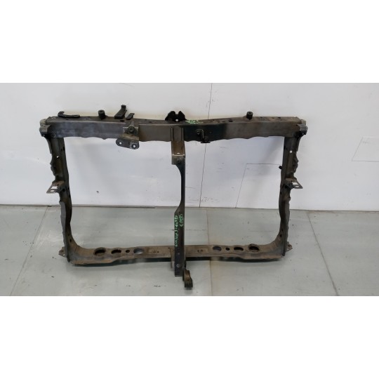 RIVESTIMENTO ANTERIORE COMPLETO TOYOTA Avensis 2009> usato