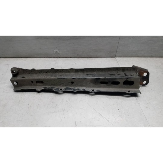 PUNTONE TOYOTA Avensis 2009> used