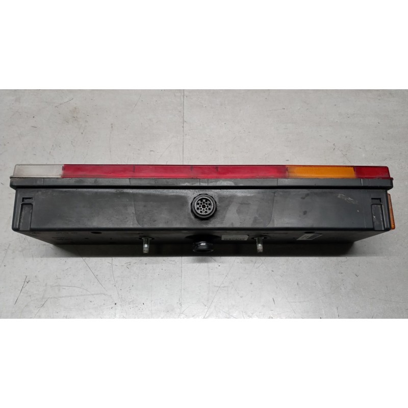 IVECO FARO POSTERIORE ESTERNO DESTRO IVECO Stralis 2013> usato