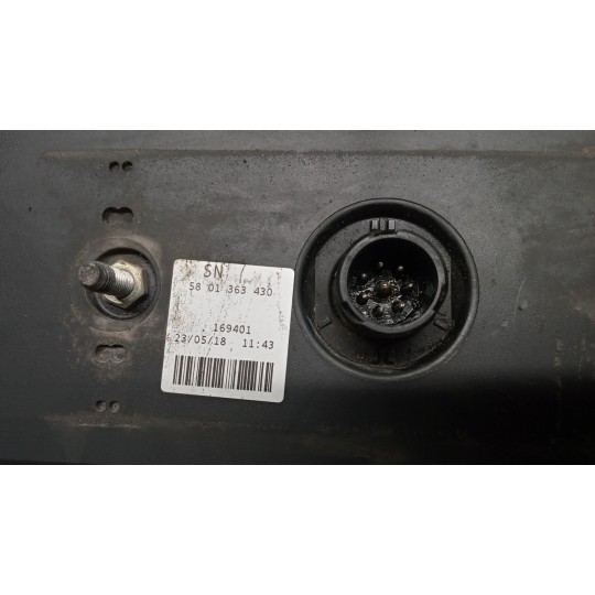 FARO POSTERIORE ESTERNO SINISTRO IVECO Stralis 2013> usato