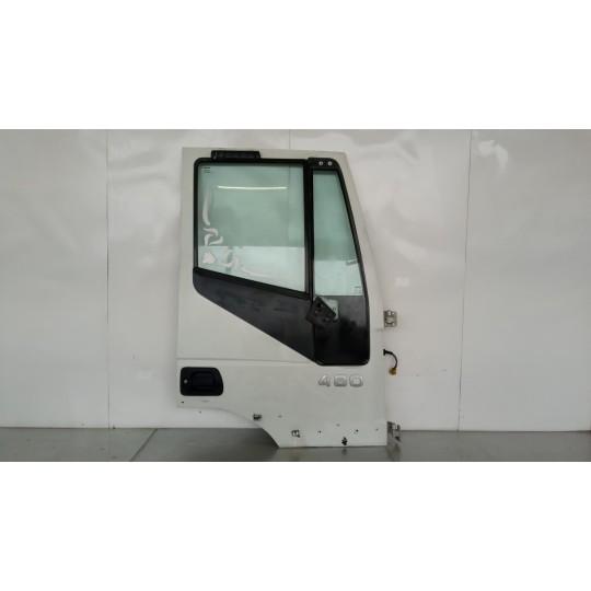PORTA ANTERIORE DESTRA IVECO Stralis 2003>2007 usato