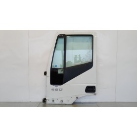 LEFT FRONT DOOR IVECO...