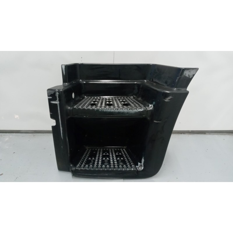 IVECO PEDANA SALITA A/SX IVECO Stralis 2007>2013 usato