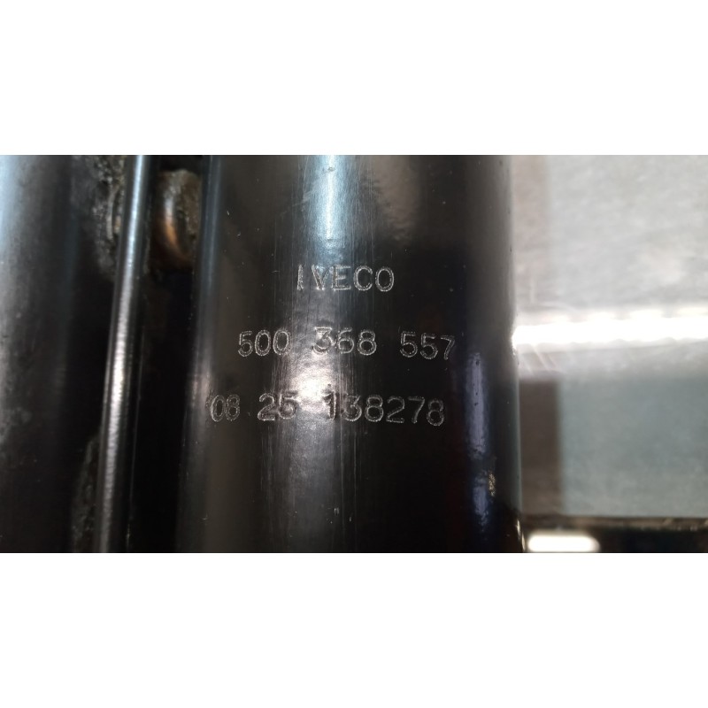 IVECO PISTONE ALZA CABINA IVECO Stralis 2007>2013 usato