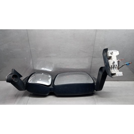 RIGHT ELETRIC REAR-VIEW MIRROR  IVECO Stralis 2013> used