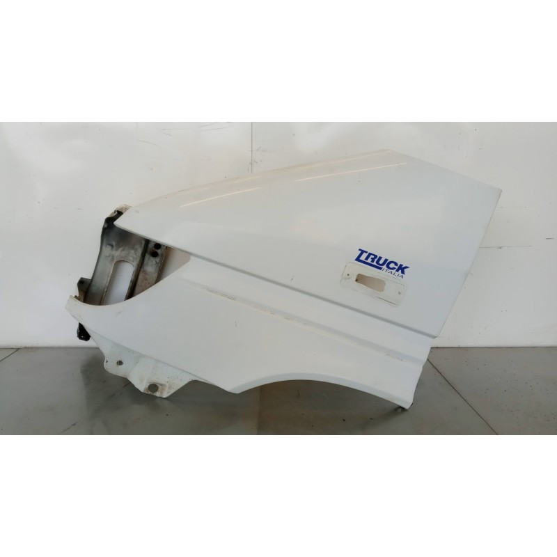 MERCEDES-BENZ van LEFT FRONT MUDGUARD  MERCEDES-BENZ van Sprinter 2001>2005 used