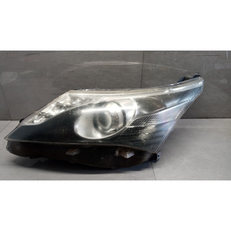 TOYOTA LEFT HEADLIGHT XENO LAMP  TOYOTA Avensis 2009> used