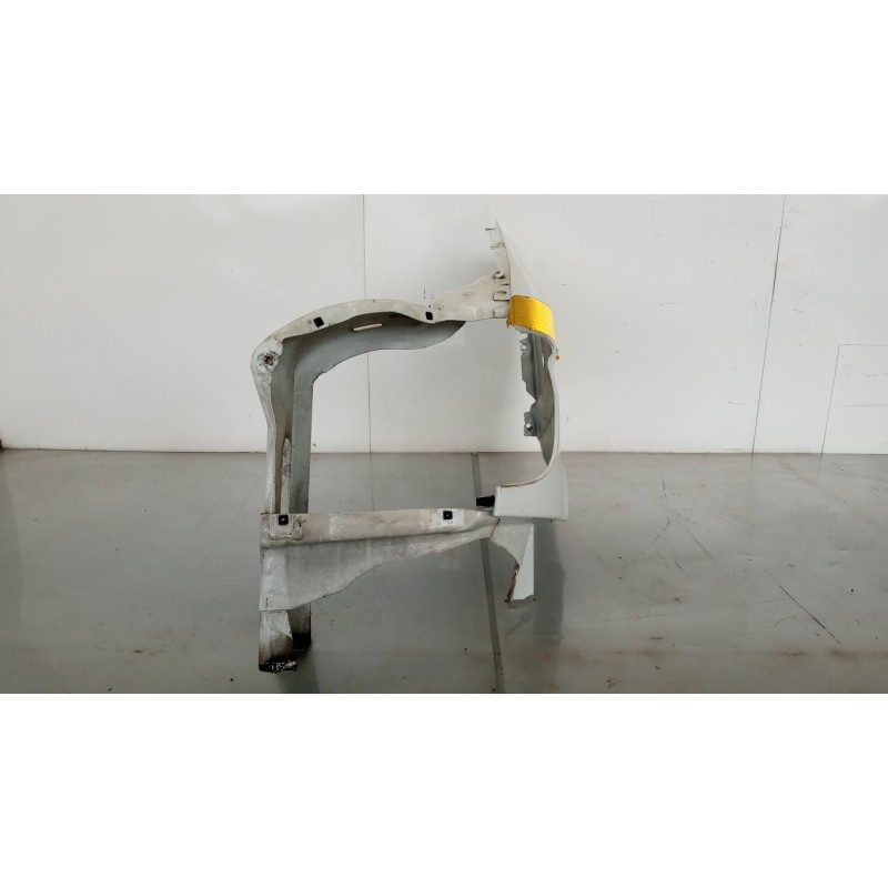 MERCEDES-BENZ van LEFT FRONT MUDGUARD  MERCEDES-BENZ van Sprinter 2001>2005 used