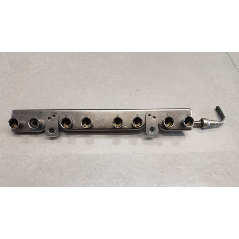 NISSAN RIPARTITORE RAIL DEL CARBURANTE NISSAN Juke 2010>2014 usato