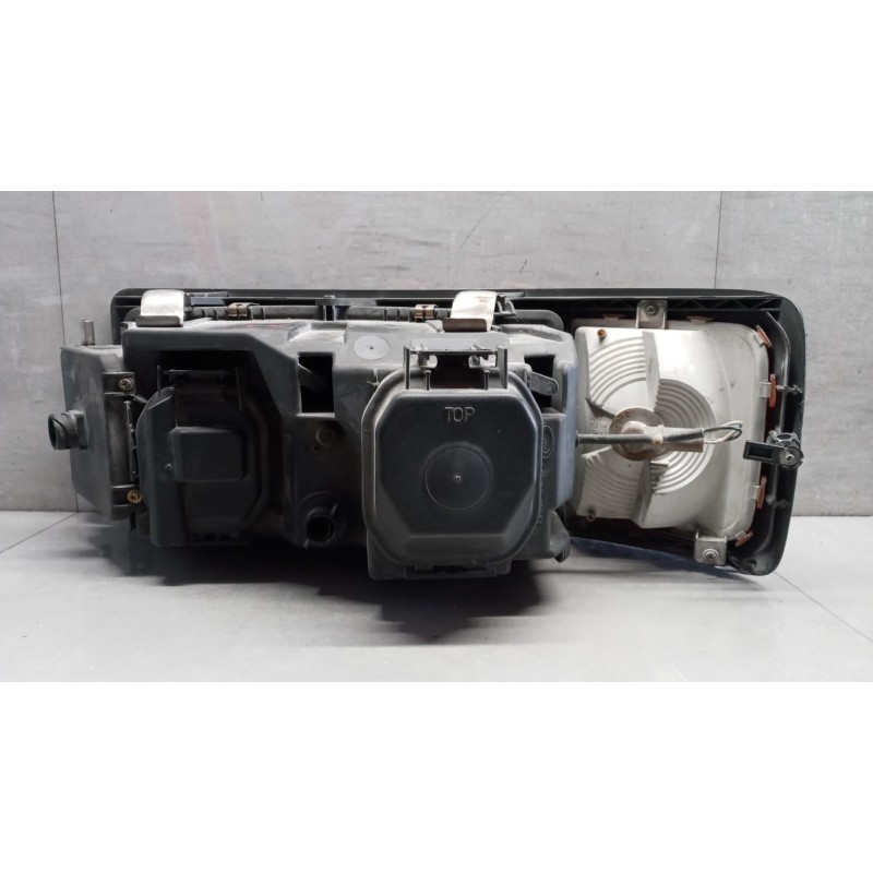 MENARINI RIGHT HEADLIGHT MENARINI BUS used