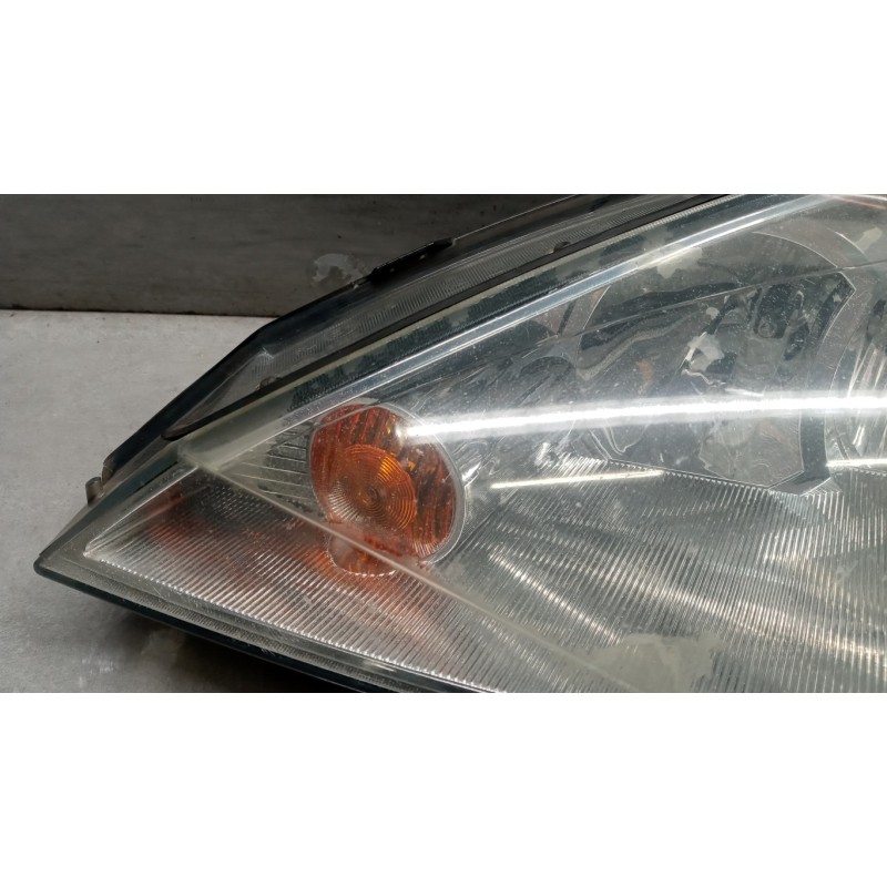 FORD FARO ANTERIORE SINISTRO FORD Focus 2001>2005 usato