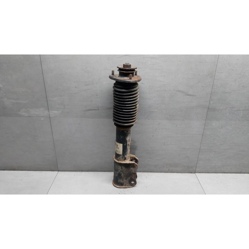 SUZUKI RIGHT FRONT SHOCK ASSORBER SUZUKI Vitara 1997> 1998 used