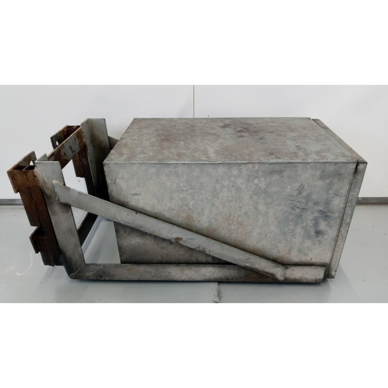 SCANIA CASSA PORTA ATTREZZI SCANIA Serie R 2005> usato