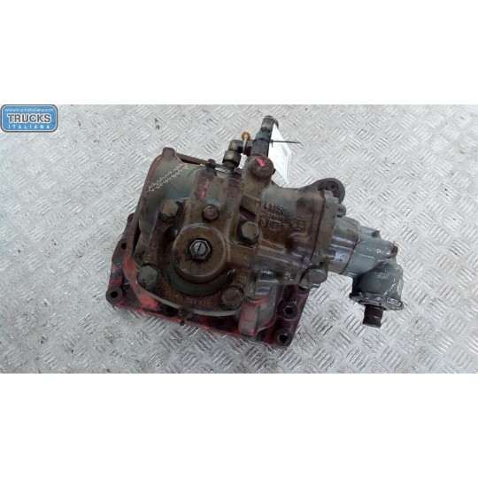STEERING BOX VOLVO truck F12 usato