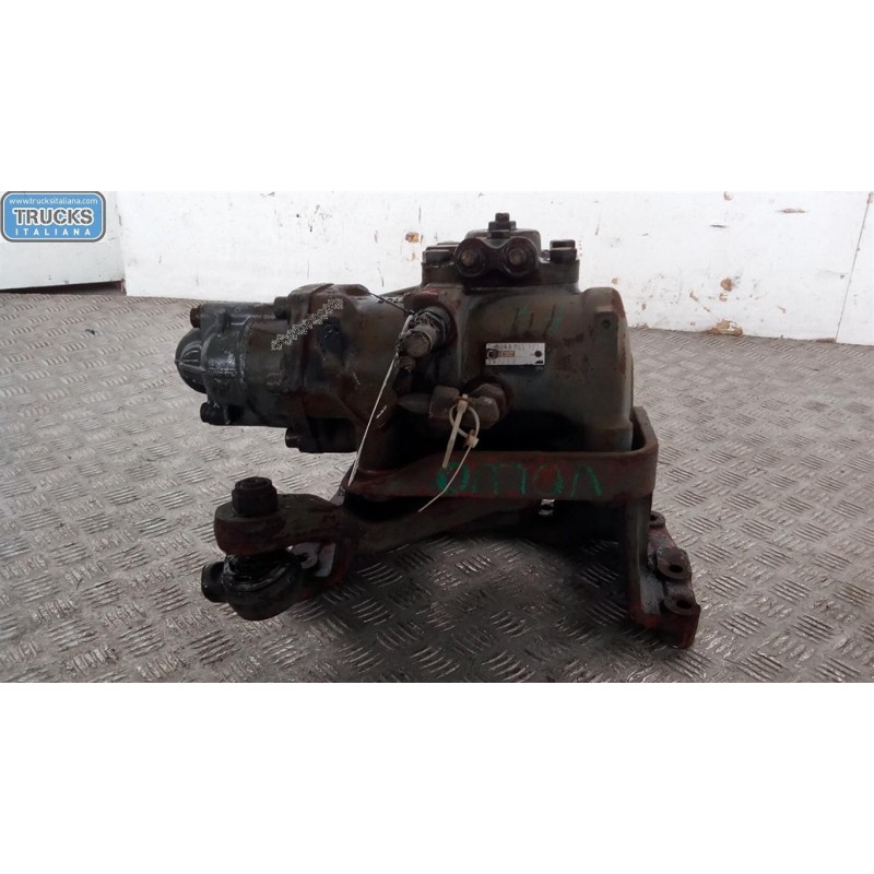 VOLVO truck STEERING BOX VOLVO truck F12 usato
