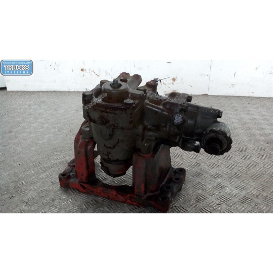STEERING BOX VOLVO truck F12 used