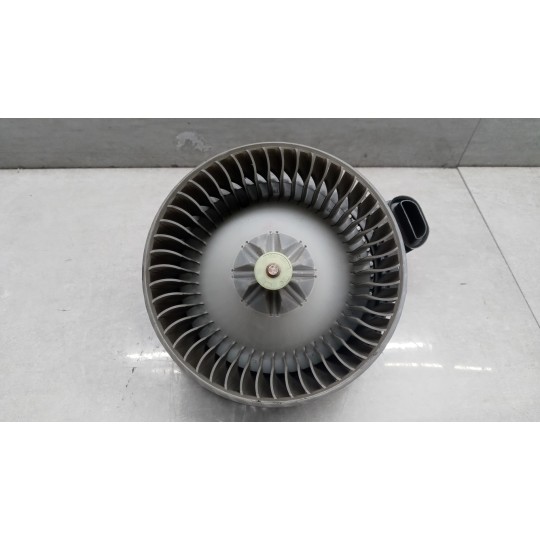 MOTORINO VENTILAZIONE INTERNA TOYOTA Avensis 2009> usato