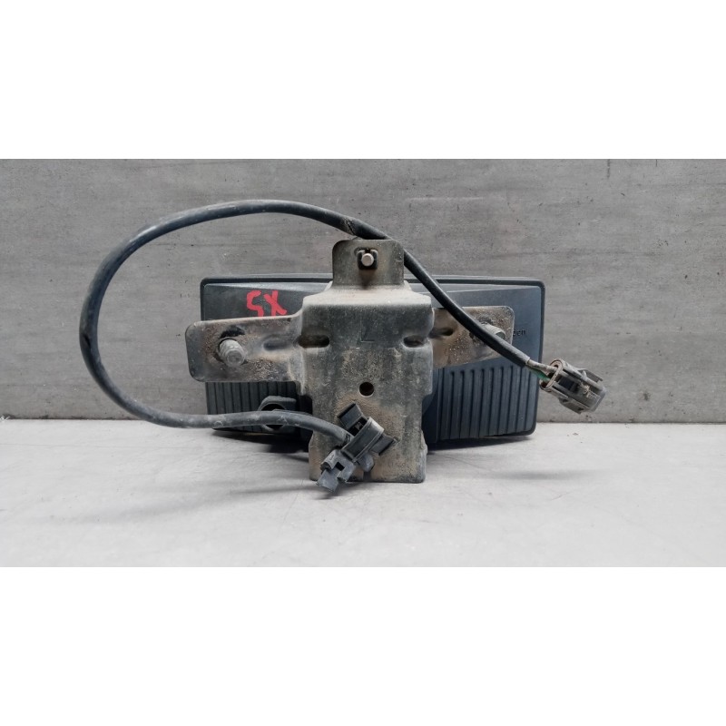 ISUZU LEFT FOG LIGHT LAMP ISUZU NQR used