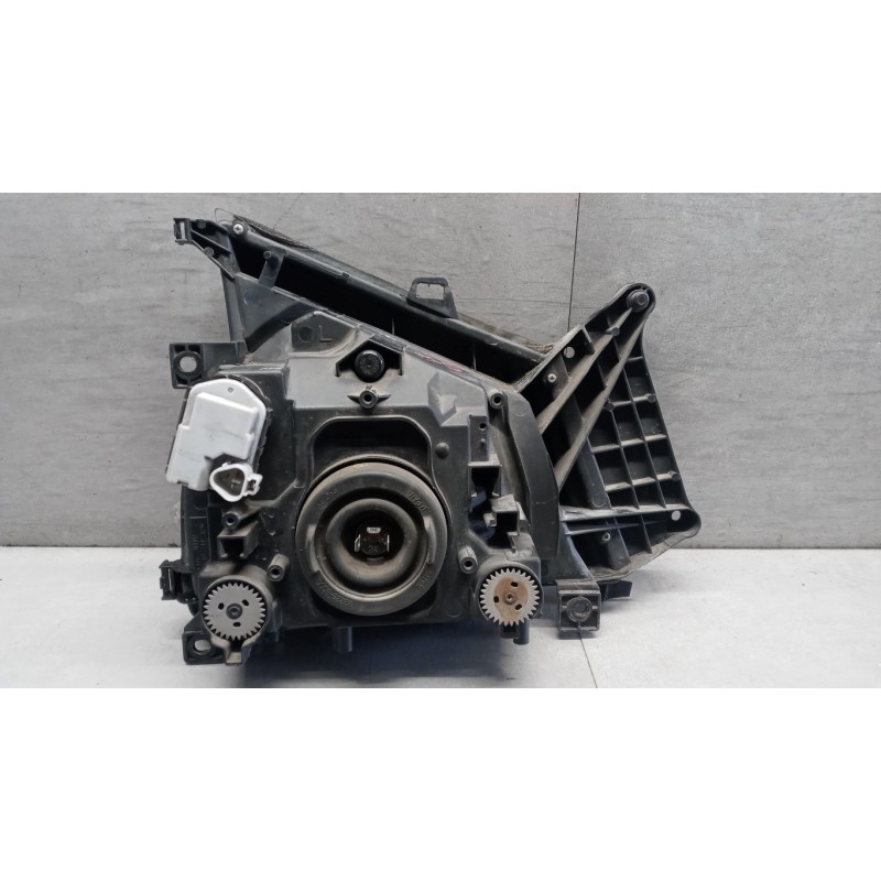 ISUZU FARO ANTERIORE SINISTRO ISUZU NQR usato